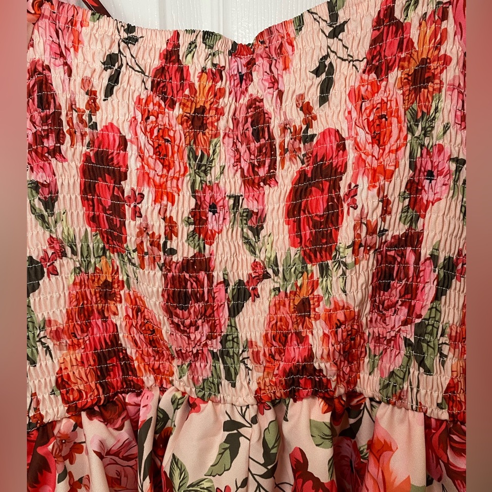NWOT Floral Pink Romper Size 1X - Picture 6 of 6
